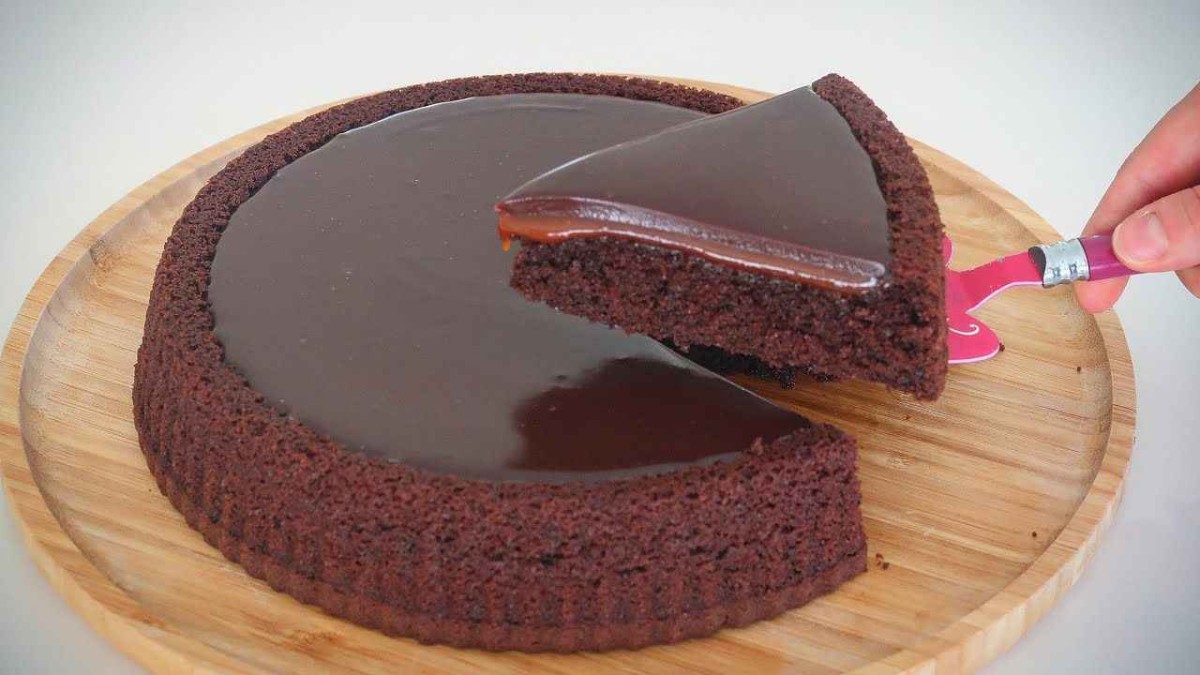 Evde Kolayca Yapabileceğiniz: Çikolatalı Tart Tarifi